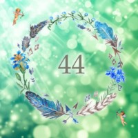エンジェルナンバー44 数字の意味から恋愛まで、天使が伝えたいこと。
